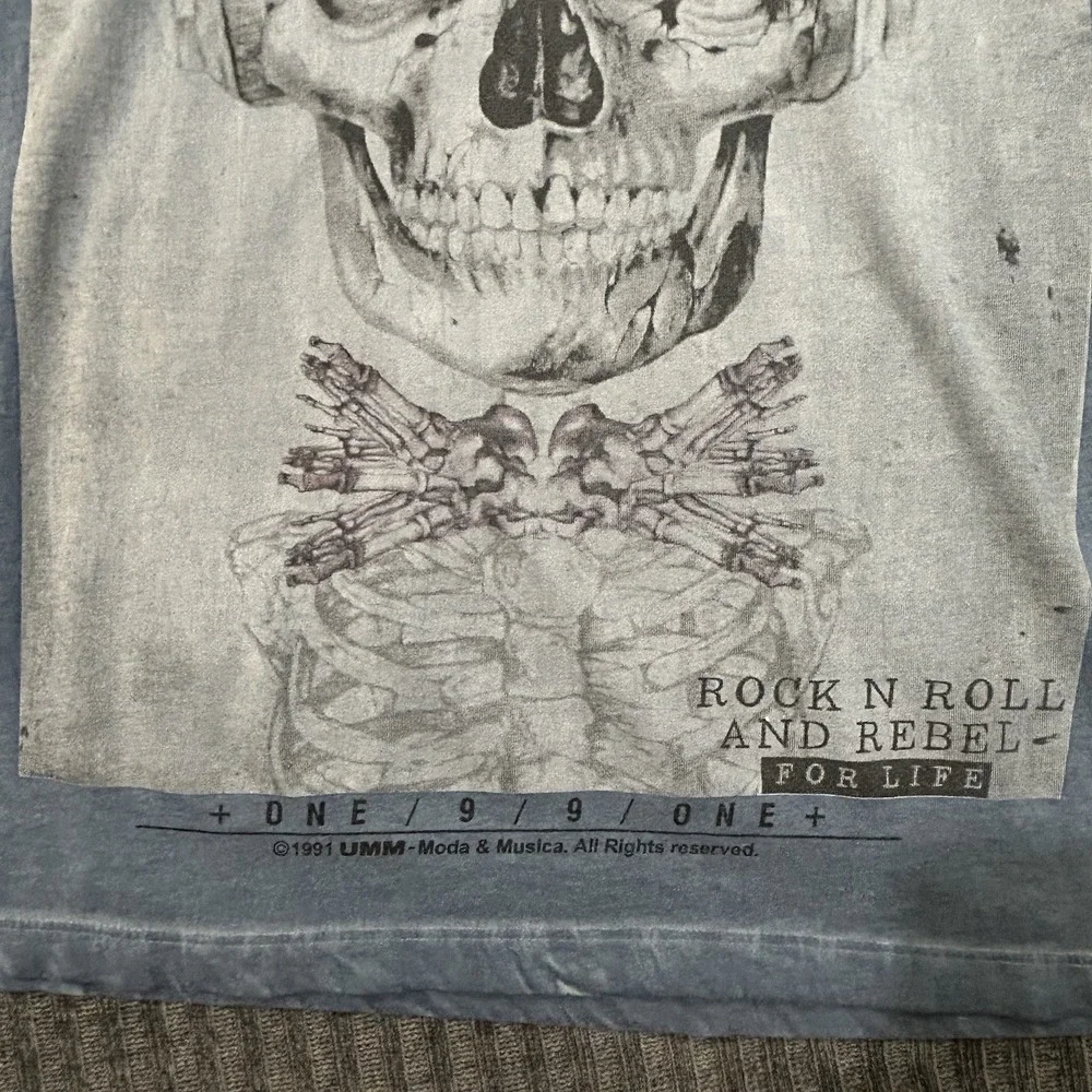Underground Music Movement UMM Italian Graphic T Shirt Rave/Club Medium Skull
